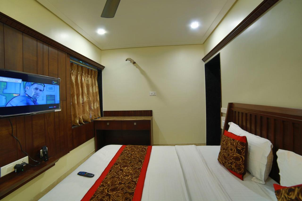 Mid Town Inn Mount Abu Dış mekan fotoğraf