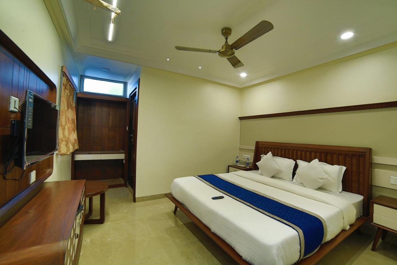 Mid Town Inn Mount Abu Dış mekan fotoğraf