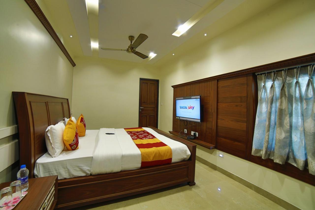Mid Town Inn Mount Abu Dış mekan fotoğraf